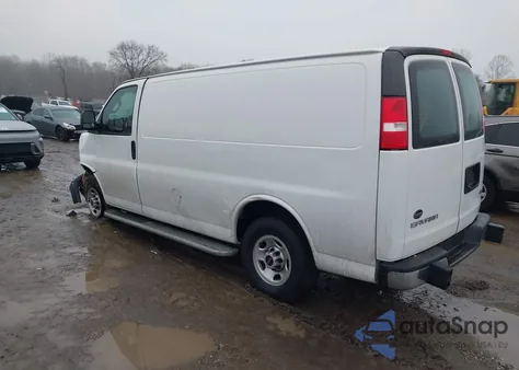 2022 GMC Savana Cargo Rwd 2500 Regular Wheelbase Work Van z USA, uszkodzony, nr VIN 1GTW7AFPXN1255725